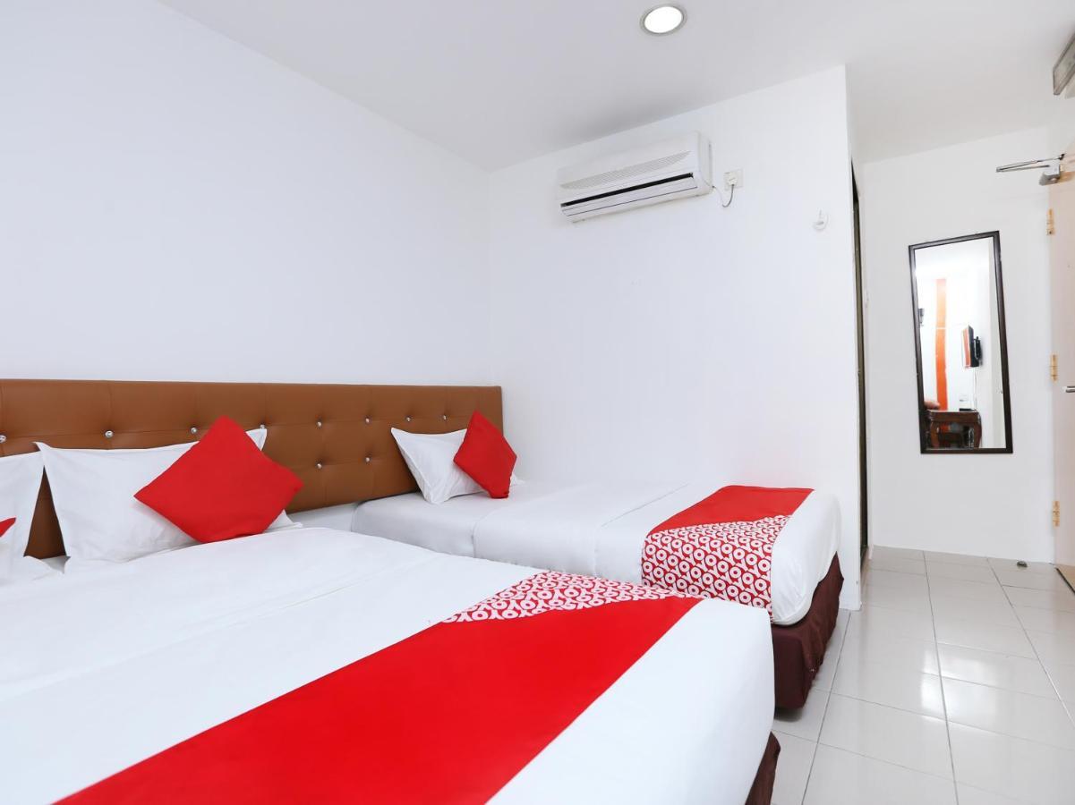 OYO 89672 Eg Hotel Jj Johor Bahru Buitenkant foto